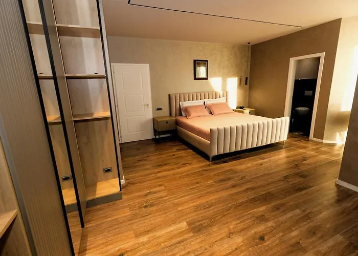 וילה Florence טיראנה