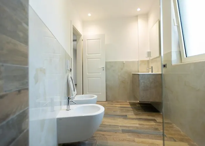 Florence * טיראנה