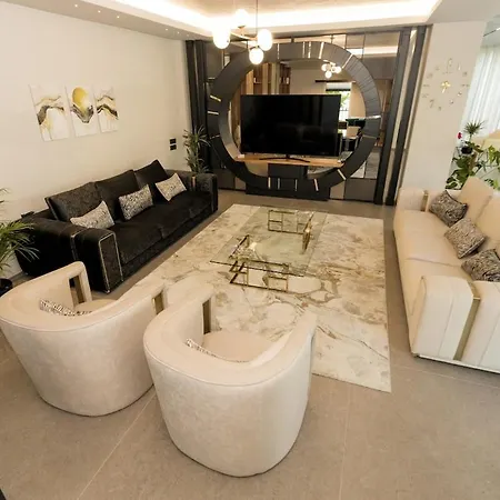 Florence Villa Tirana