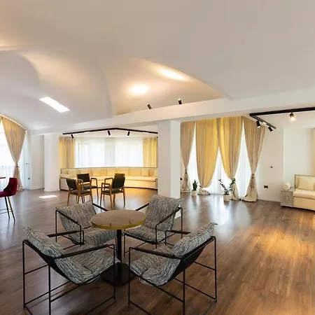 Villa Florence Tirana