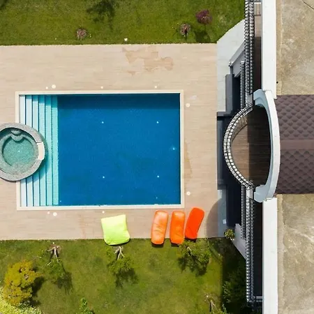 Florence Villa *