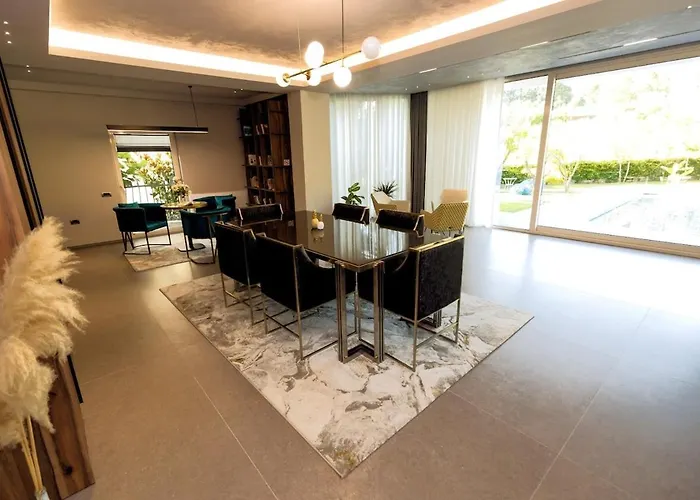 Vila Florence Tirana